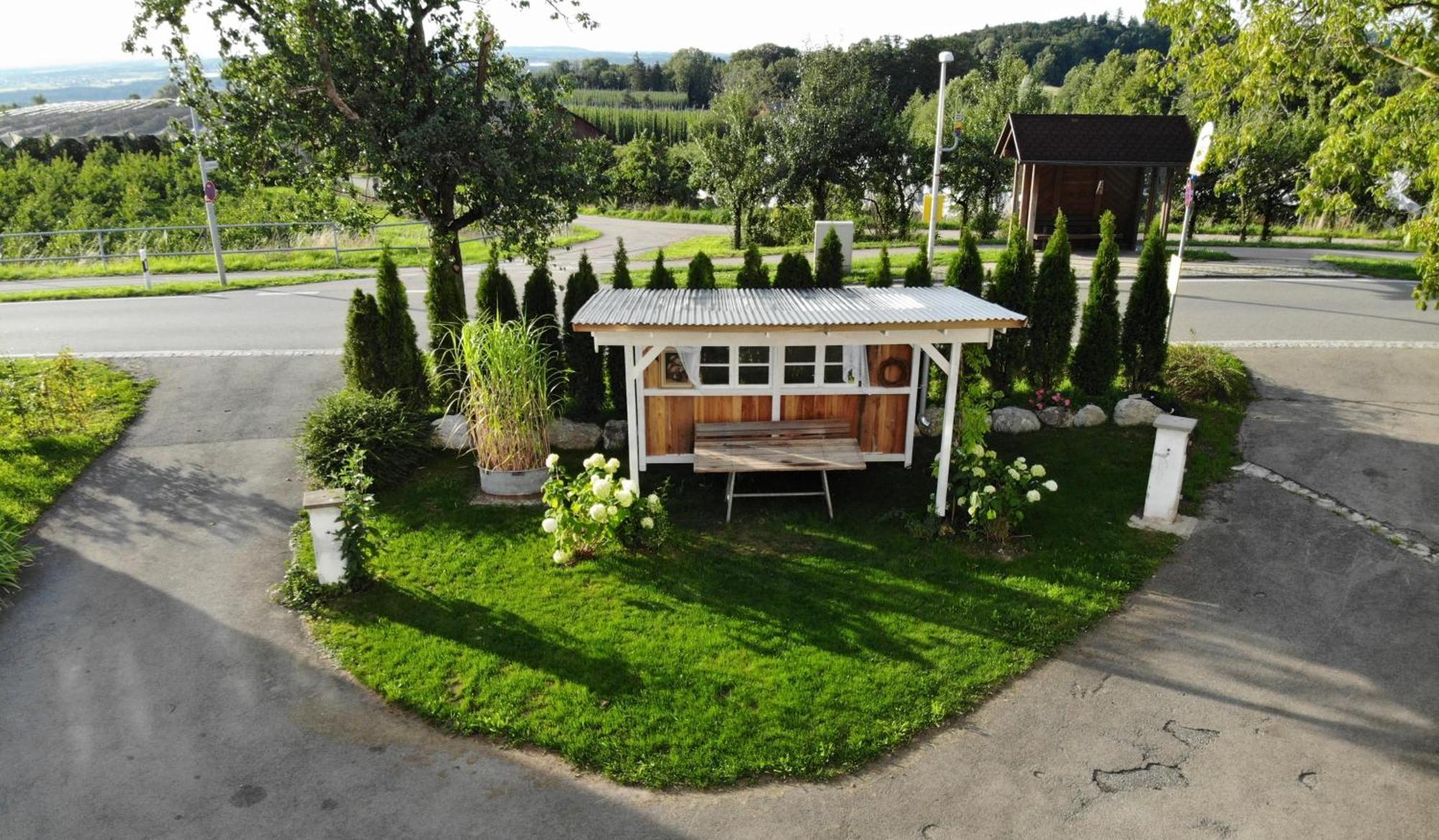 Cafe Canape, Wohlfuehlen Im Schoenen Hof Zwischen Ravensburg & Bodensee Exterior photo